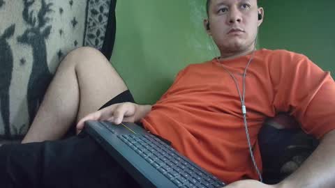 hot_guy36 online show from 03/16/26, 04:33