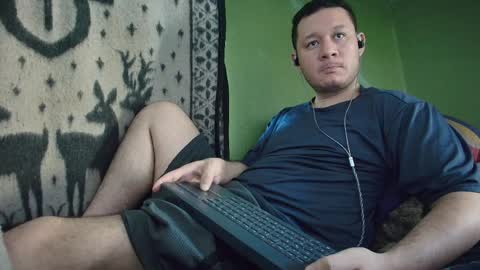 hot_guy36 online show from 04/30/26, 03:18