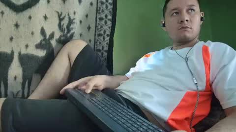 Snapshot of hot_guy36 chatting on 06/23/26, 03:43 hot_guy36 online show from 06/23/26, 03:43