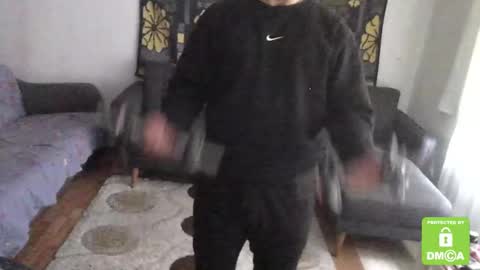 Snapshot of hot_hairy_boi chatting on 02/13/25, 09:20 Senpai online show from 02/13/25, 09:20