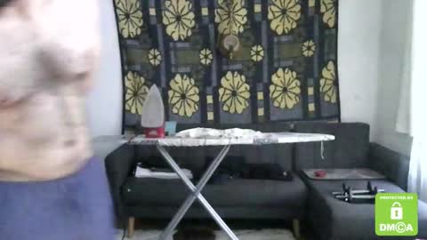 Snapshot of hot_hairy_boi chatting on 02/21/25, 01:55 Senpai online show from 02/21/25, 01:55