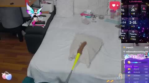 Jessica  Tyler online show from 01/11/25, 08:43