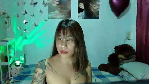 hot_kieshe online show from 02/20/26, 03:45