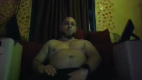 Snapshot of hot_latin_suggar_daddy chatting on 12/29/24, 03:44 Gus online show from 12/29/24, 03:44