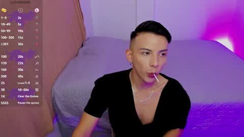 Snapshot of hot_latin_temptation chatting on 04/02/26, 03:48 Alejandro online show from 04/02/26, 03:48