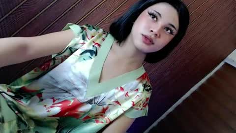 Snapshot of hot_laura69 chatting on 06/15/26, 08:49 just call me laura online show from 06/15/26, 08:49