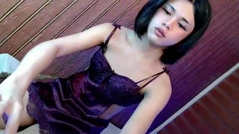 Snapshot of hot_laura69 chatting on 06/18/26, 01:04 just call me laura online show from 06/18/26, 01:04