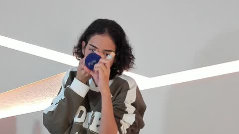 Snapshot of hot_little_bunny chatting on 12/26/24, 09:15 Alana online show from 12/26/24, 09:15