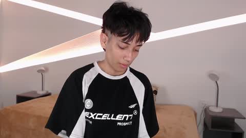 Snapshot of hot_little_bunny chatting on 01/17/25, 09:50 Alana online show from 01/17/25, 09:50