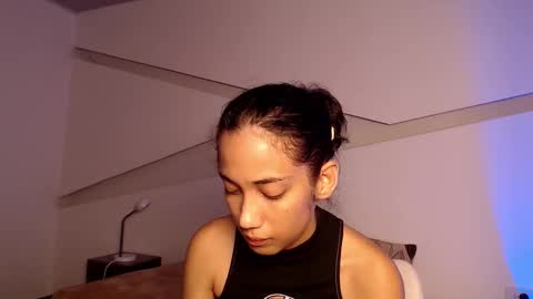 Snapshot of hot_little_bunny chatting on 10/19/25, 08:42 Alana online show from 10/19/25, 08:42