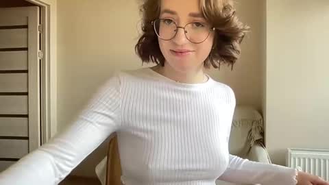 Snapshot of hot_lliinns chatting on 01/02/25, 11:09 Lina online show from 01/02/25, 11:09