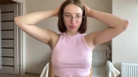 Snapshot of hot_lliinns chatting on 01/06/25, 10:46 Lina online show from 01/06/25, 10:46