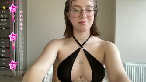 Snapshot of hot_lliinns chatting on 03/01/25, 10:45 Lina online show from 03/01/25, 10:45