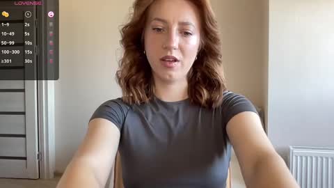 Snapshot of hot_lliinns chatting on 09/22/25, 09:00 Lina online show from 09/22/25, 09:00