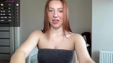 Snapshot of hot_lliinns chatting on 11/01/25, 07:43 Lina online show from 11/01/25, 07:43