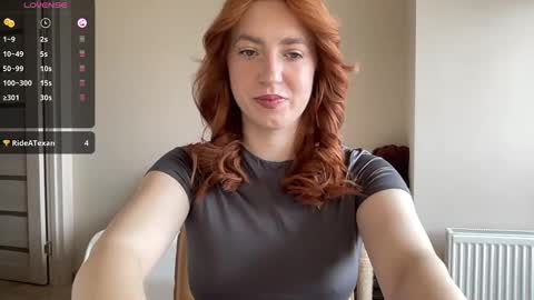 Snapshot of hot_lliinns chatting on 04/21/26, 05:36 Lina online show from 04/21/26, 05:36