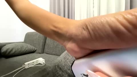 Snapshot of hot_lunax chatting on 03/27/26, 01:00 khim online show from 03/27/26, 01:00