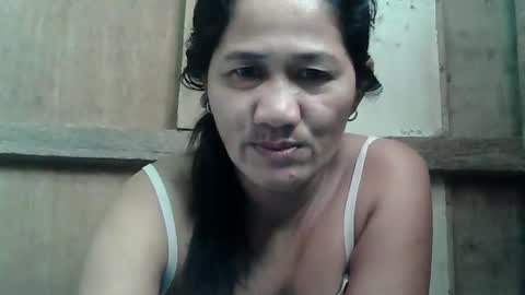 Snapshot of hot_mama09 chatting on 01/27/25, 03:15 hotmama online show from 01/27/25, 03:15