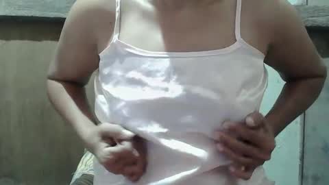 Snapshot of hot_mama09 chatting on 01/29/25, 08:46 hotmama online show from 01/29/25, 08:46