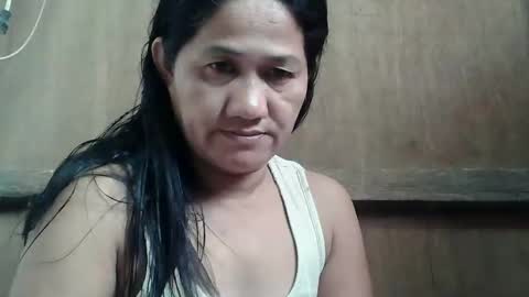 Snapshot of hot_mama09 chatting on 03/07/25, 05:51 hotmama online show from 03/07/25, 05:51