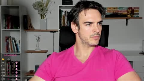 Snapshot of hot_martin25 chatting on 12/01/24, 10:10 Martin online show from 12/01/24, 10:10