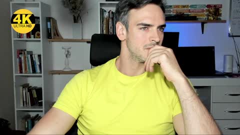 Snapshot of hot_martin25 chatting on 01/05/25, 10:08 Martin online show from 01/05/25, 10:08