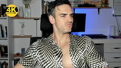 Snapshot of hot_martin25 chatting on 01/19/25, 11:32 Martin online show from 01/19/25, 11:32