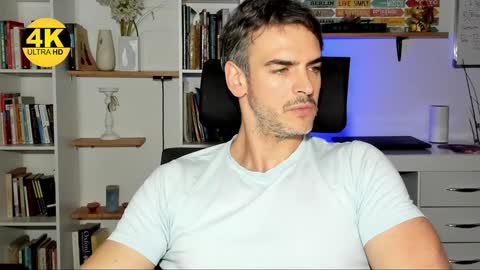 Snapshot of hot_martin25 chatting on 01/23/25, 02:39 Martin online show from 01/23/25, 02:39