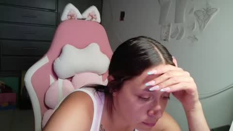 Snapshot of hot_mommymia chatting on 07/28/26, 12:07 Mia online show from 07/28/26, 12:07