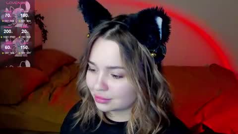 Snapshot of hot_moon_666 chatting on 06/16/26, 04:53 Moon online show from 06/16/26, 04:53