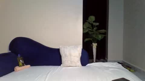 Snapshot of hot_nasty_baby chatting on 05/30/26, 02:19 Bellah online show from 05/30/26, 02:19
