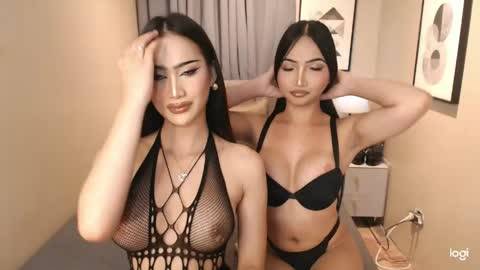 Snapshot of hot_nikki69 chatting on 05/29/26, 07:01 hot_nikki69 online show from 05/29/26, 07:01