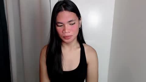 Snapshot of hot_pauline chatting on 03/31/26, 04:46 hot_pauline online show from 03/31/26, 04:46