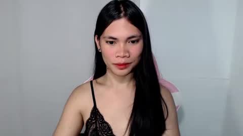 Snapshot of hot_pauline chatting on 04/28/26, 12:31 hot_pauline online show from 04/28/26, 12:31