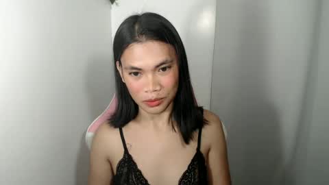 Snapshot of hot_pauline chatting on 06/18/26, 09:14 hot_pauline online show from 06/18/26, 09:14
