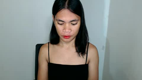 Snapshot of hot_pauline chatting on 06/19/26, 12:42 hot_pauline online show from 06/19/26, 12:42