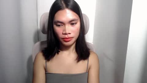 Snapshot of hot_pauline chatting on 07/21/26, 10:01 hot_pauline online show from 07/21/26, 10:01