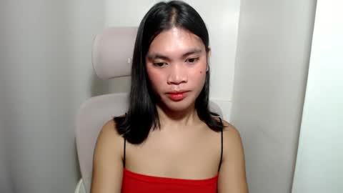 Snapshot of hot_pauline chatting on 07/23/26, 04:38 hot_pauline online show from 07/23/26, 04:38