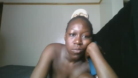 Snapshot of hot_petite1 chatting on 04/02/26, 11:52 Hot petite online show from 04/02/26, 11:52