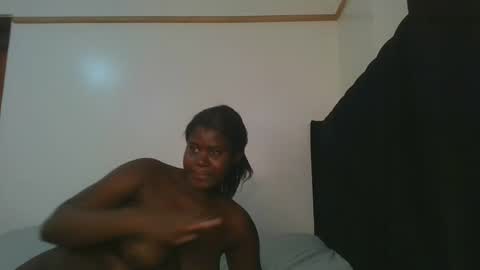 Snapshot of hot_petite1 chatting on 04/12/26, 09:25 Hot petite online show from 04/12/26, 09:25