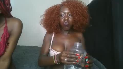 Snapshot of hot_petite1 chatting on 04/15/26, 08:53 Hot petite online show from 04/15/26, 08:53