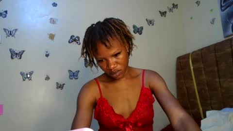 Snapshot of hot_petite100 chatting on 06/26/26, 02:38 hot petite100 online show from 06/26/26, 02:38