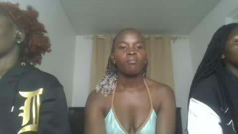 Snapshot of hot_petite12 chatting on 07/29/26, 02:21 Petite online show from 07/29/26, 02:21