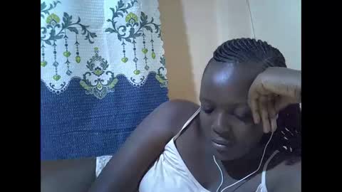 RAYLAH online show from 01/13/26, 05:46