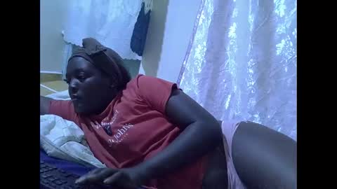 RAYLAH online show from 02/07/26, 08:01