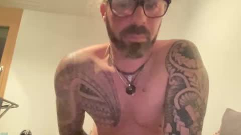 Snapshot of hot_sex83 chatting on 12/25/24, 07:02 letmedoo2 online show from 12/25/24, 07:02