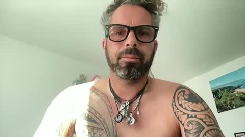 Snapshot of hot_sex83 chatting on 11/28/25, 09:56 letmedoo2 online show from 11/28/25, 09:56