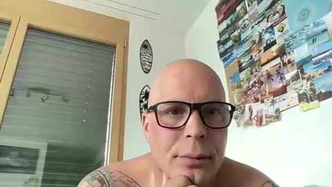 Snapshot of hot_sex83 chatting on 05/16/26, 09:28 letmedoo2 online show from 05/16/26, 09:28