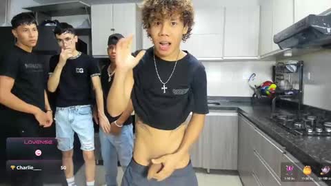 Snapshot of hot_sexmature chatting on 10/07/25, 11:35 Vanesa Oliver and Andrew online show from 10/07/25, 11:35