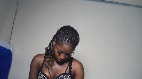 Snapshot of hot_sexxxy_girl chatting on 07/22/26, 03:04 Milly online show from 07/22/26, 03:04